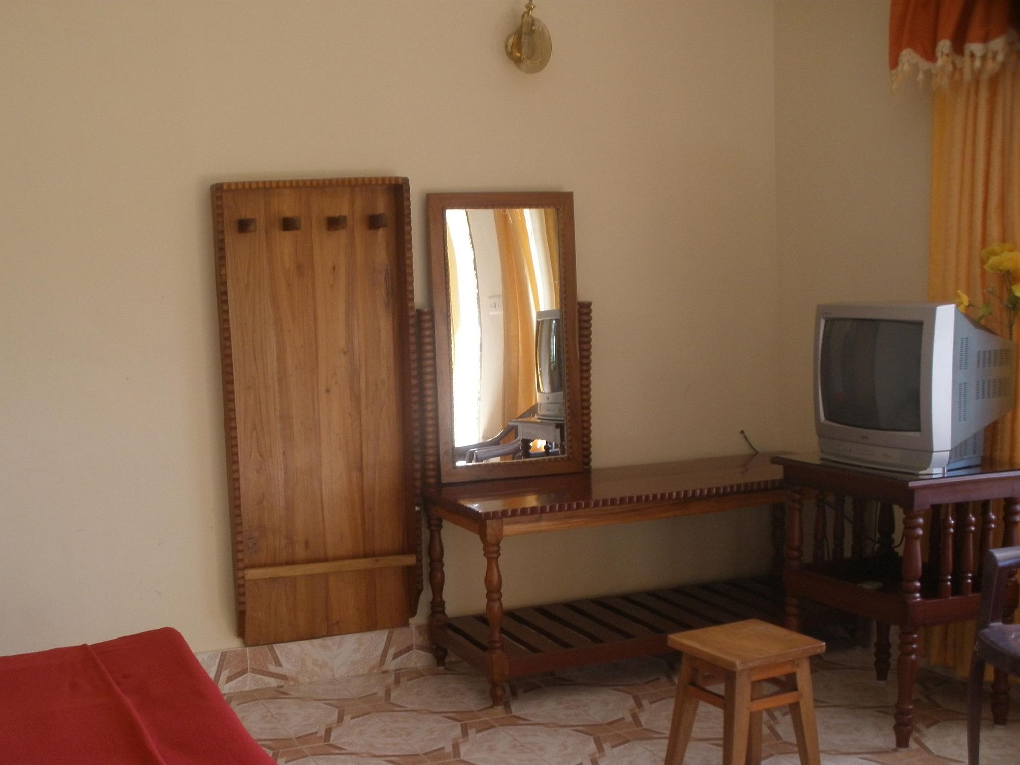 Jungle Palace Homestay Thekkady Exteriör bild