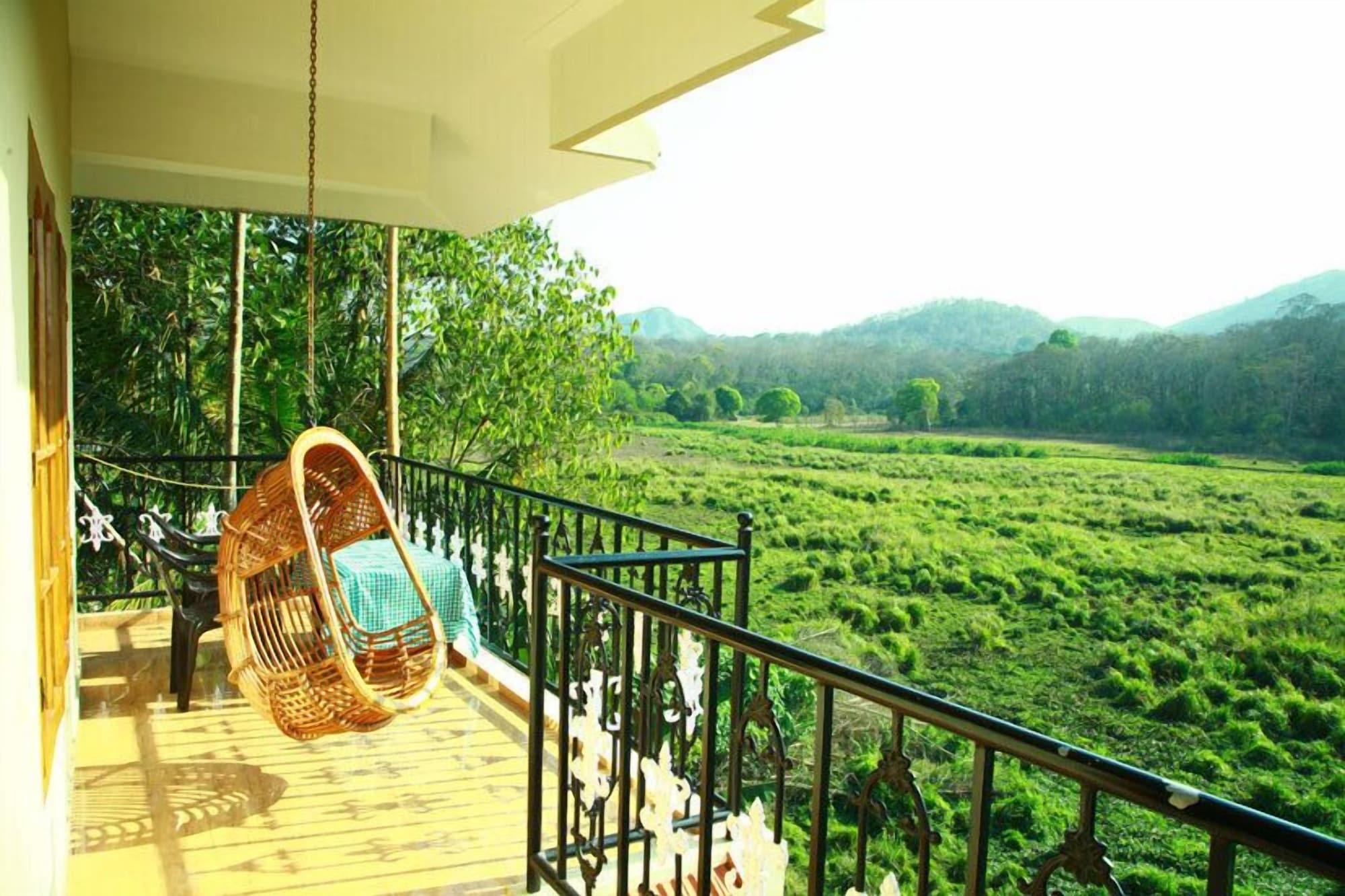 Jungle Palace Homestay Thekkady Exteriör bild